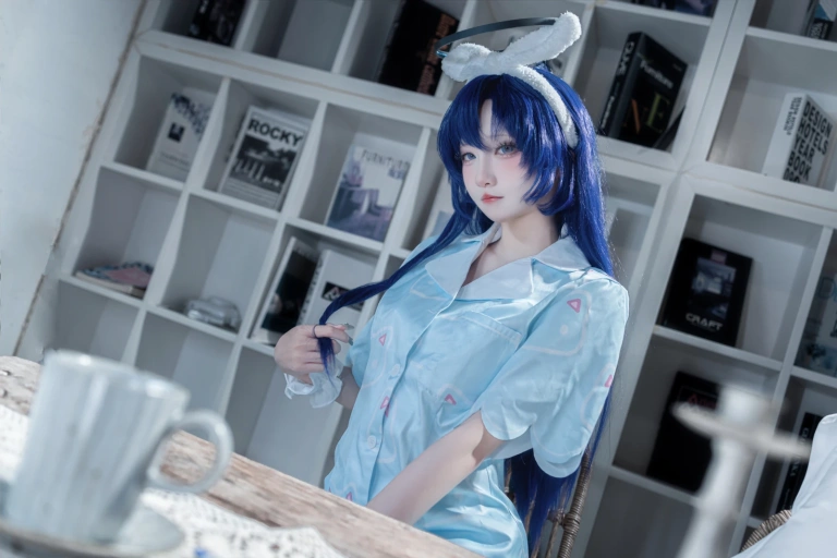 纸悦Etsu_ko《优香睡衣》主题写真：35张全套美图
