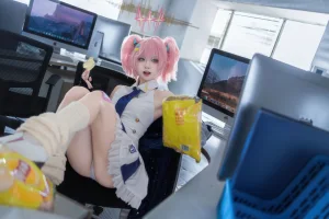 纸悦Etsu_ko《桃香》主题写真：54张全套美图