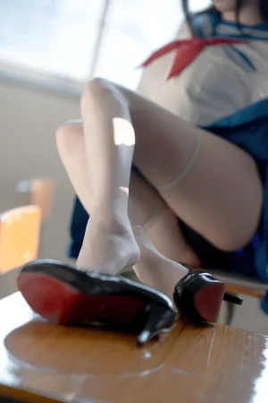 纸悦Etsu_ko《水手服兔女郎》主题写真：63张全套美图