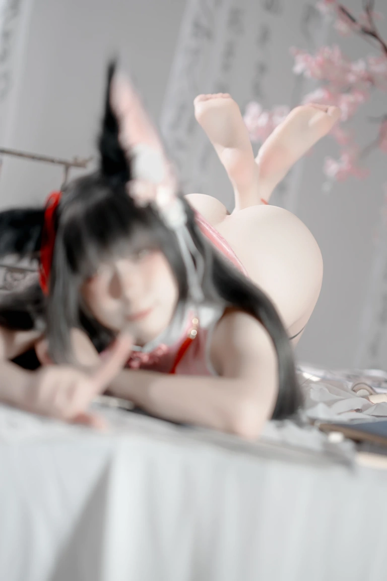 纸悦Etsu_ko《2025年12月真爱特写包》主题写真：31张全套美图
