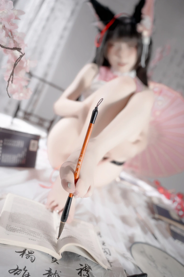 纸悦Etsu_ko《2025年12月真爱特写包》主题写真：31张全套美图