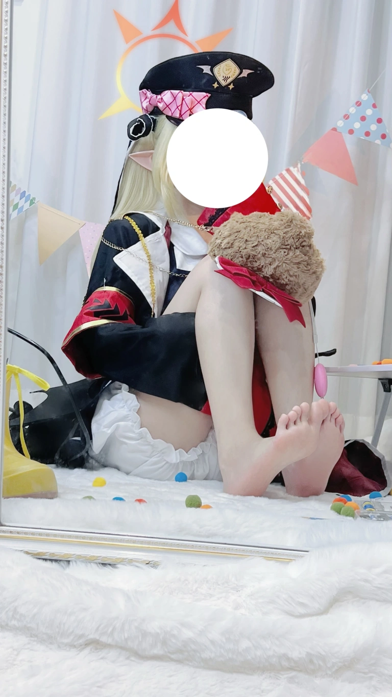 纸悦Etsu_ko《丹花伊吹自拍》主题写真：30张全套美图
