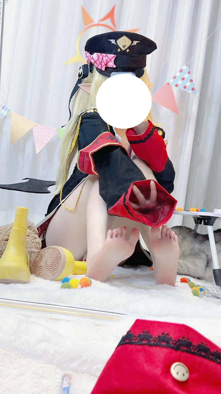 纸悦Etsu_ko《丹花伊吹自拍》主题写真：30张全套美图