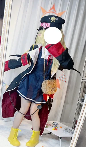 纸悦Etsu_ko《丹花伊吹自拍》主题写真：30张全套美图