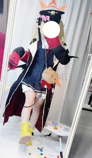 纸悦Etsu_ko《丹花伊吹自拍》主题写真：30张全套美图