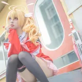 纸悦Etsu_ko《伊原木好美 蔚蓝档案》主题写真：18张全套美图