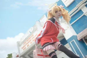 纸悦Etsu_ko《伊原木好美 蔚蓝档案》主题写真：18张全套美图