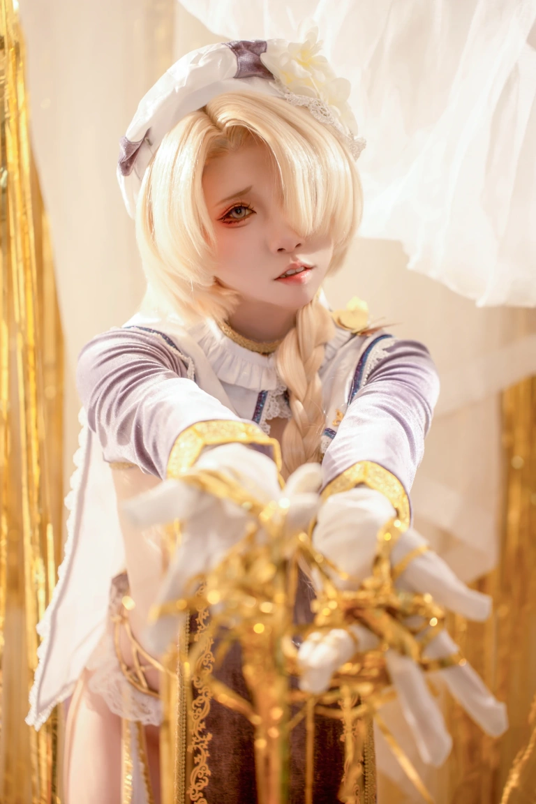 纸悦Etsu_ko《娼年贞德》主题写真：64张全套美图
