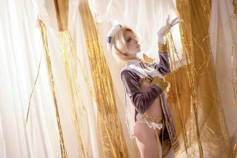 纸悦Etsu_ko《娼年贞德》主题写真：64张全套美图