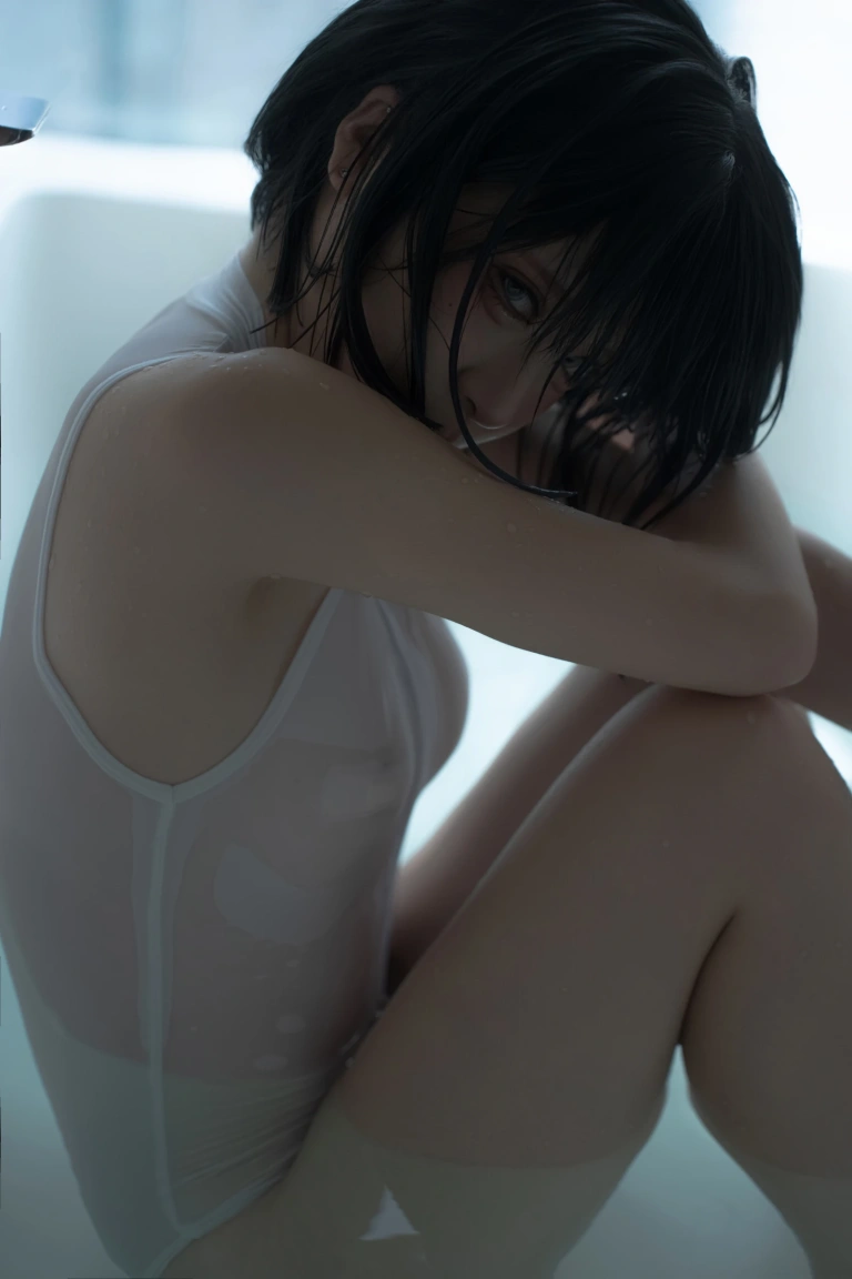 纸悦Etsu_ko《透明竞泳》主题写真：65张全套美图