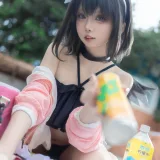 纸悦Etsu_ko《蔚蓝档案 水真白》主题写真：28张全套美图