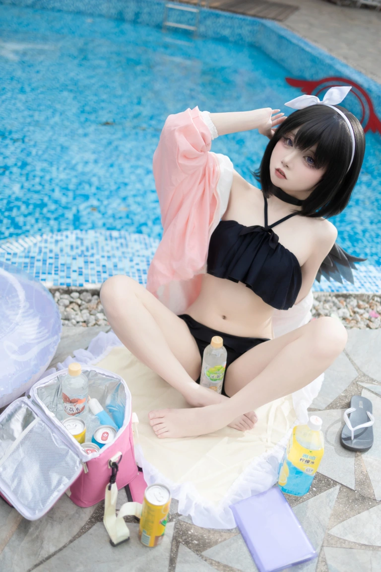 纸悦Etsu_ko《蔚蓝档案 水真白》主题写真：28张全套美图