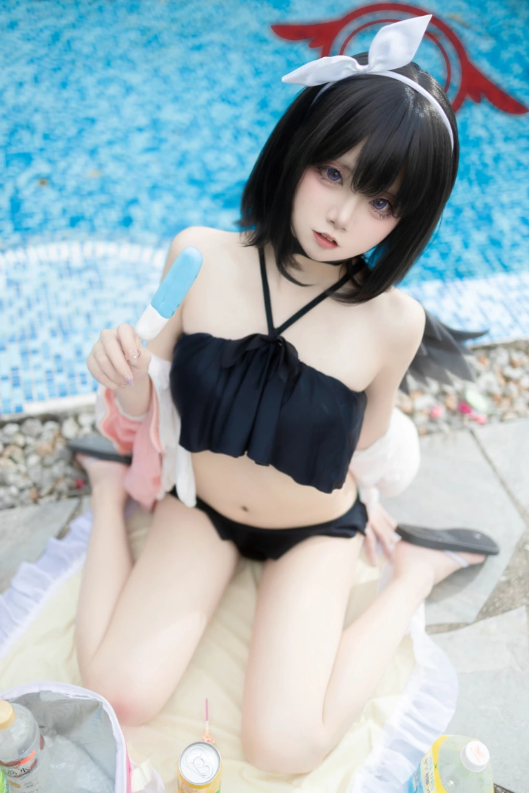 纸悦Etsu_ko《蔚蓝档案 水真白》主题写真：28张全套美图