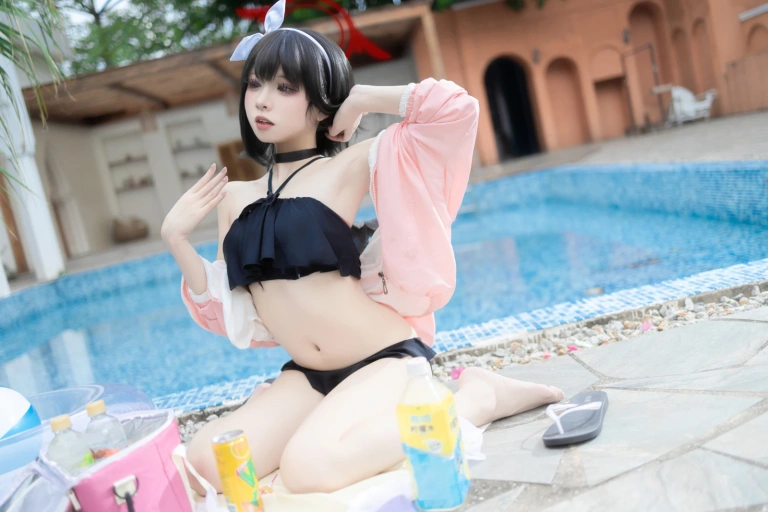 纸悦Etsu_ko《蔚蓝档案 水真白》主题写真：28张全套美图