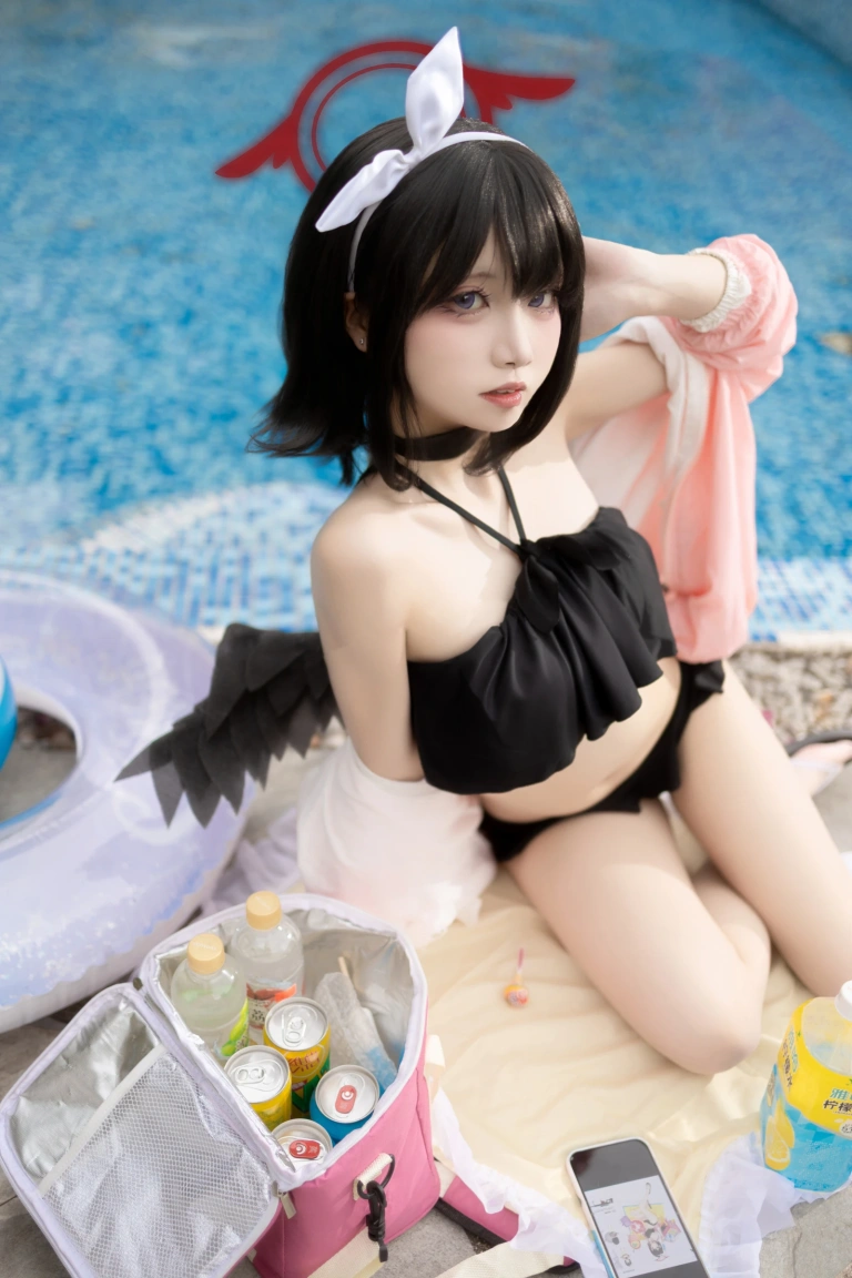 纸悦Etsu_ko《蔚蓝档案 水真白》主题写真：28张全套美图