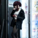 纸悦Etsu_ko《在超市后门吸烟的二人 田山小姐》主题写真：23张全套美图