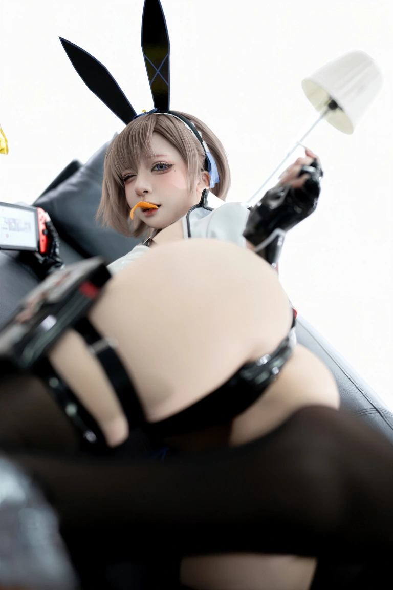 纸悦Etsu_ko《外卖兔》主题写真：65张全套美图