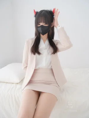 紧急企划《EX-010》主题写真：51张全套美图，含1个视频