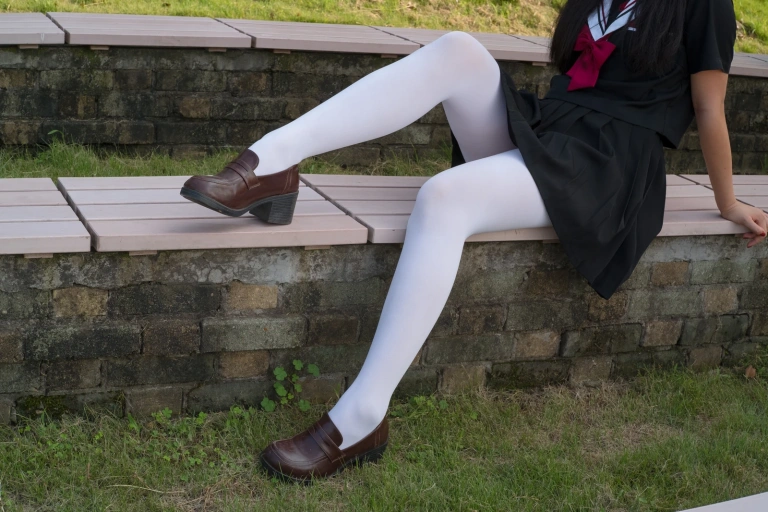 森萝财团《FREE-003》主题写真：39张全套美图