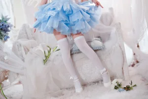 花柒Hana《蕾姆大天使》主题写真：19张全套美图