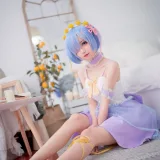 花柒Hana《蕾姆CLEAR DRESS》主题写真：15张全套美图