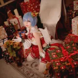 花柒Hana《圣诞蕾姆cos》主题写真：22张全套美图