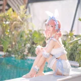 花柒Hana《夏日甜芯泳装写真》主题写真：37张全套美图