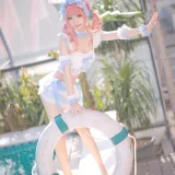 花柒Hana《夏日甜芯泳装写真》主题写真：37张全套美图
