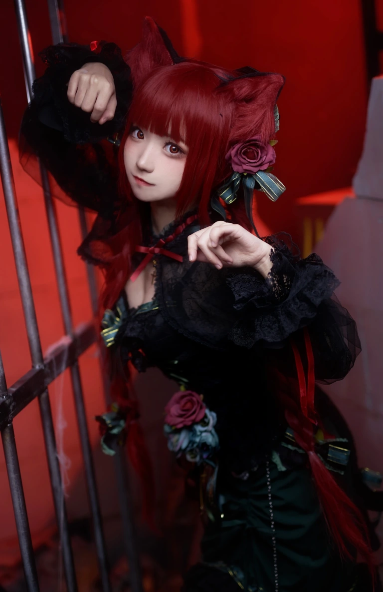 花柒Hana《火焰猫燐》主题写真：10张全套美图
