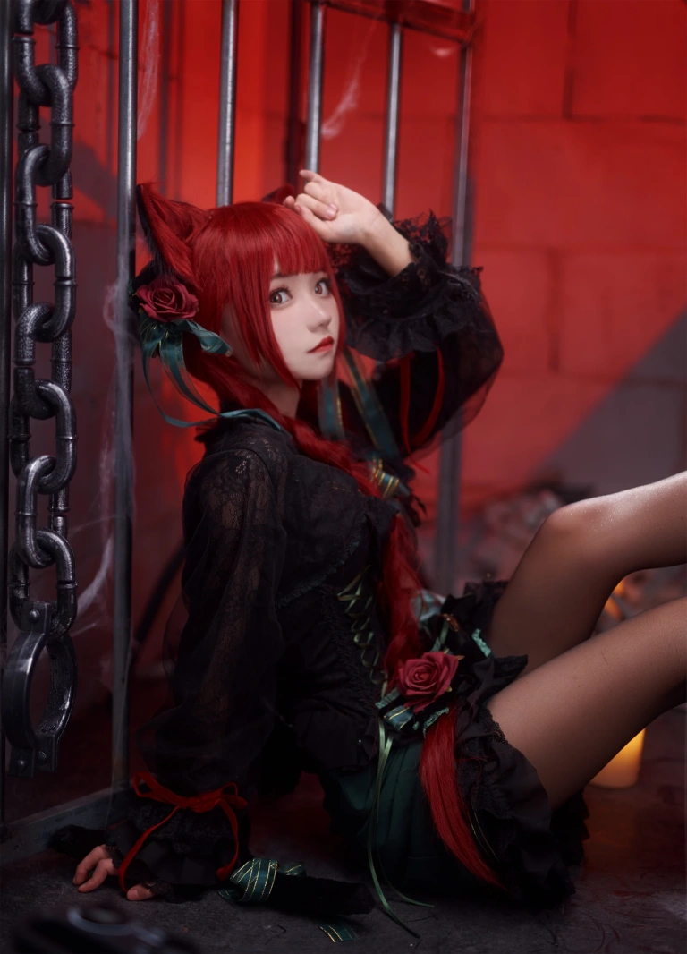 花柒Hana《火焰猫燐》主题写真：10张全套美图