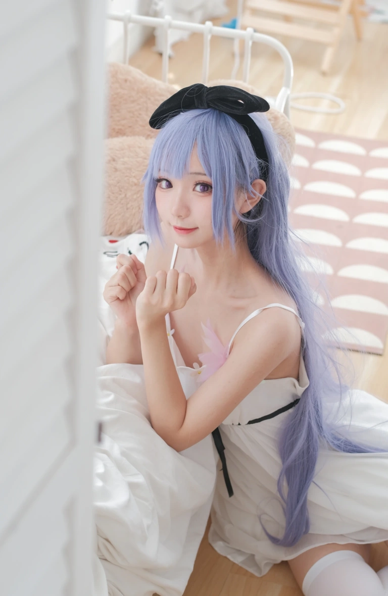 花柒Hana《独角兽清凉阅读时光》主题写真：20张全套美图