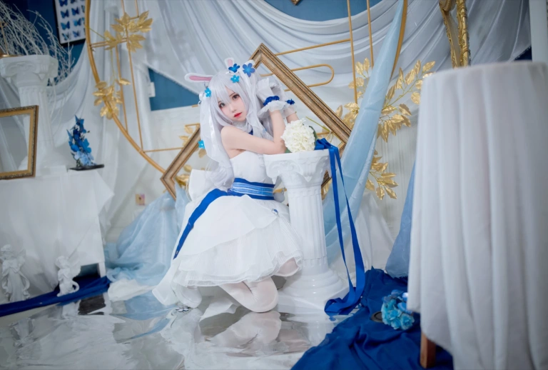 花柒Hana《拉菲花嫁》主题写真：28张全套美图