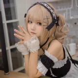 花柒Hana《女仆》主题写真：9张全套美图