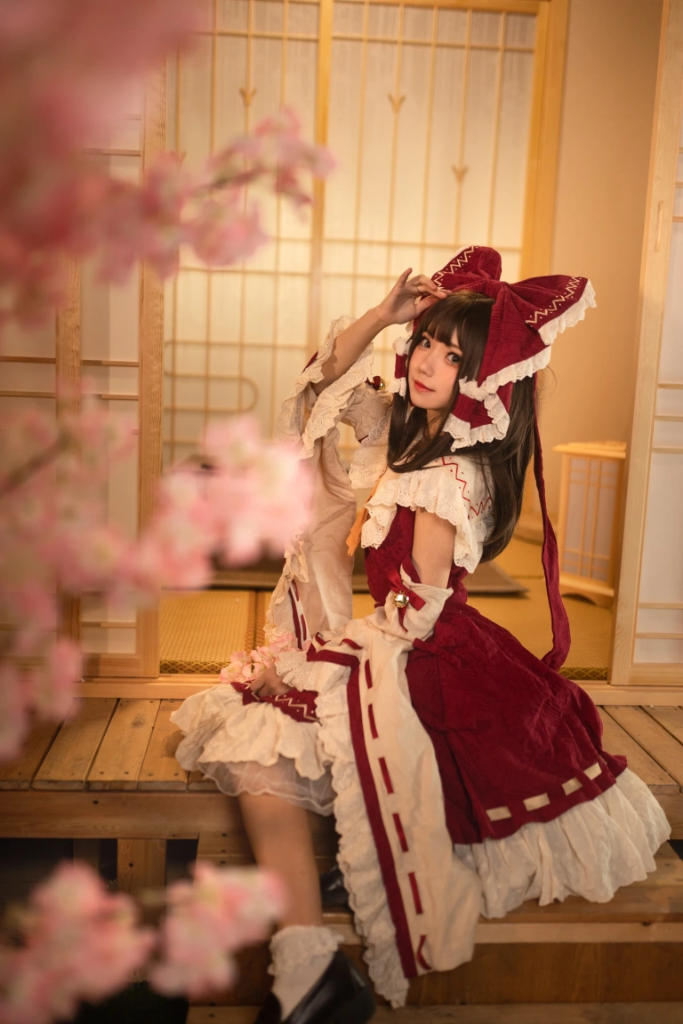 花柒Hana《森森仙灵梦》主题写真：12张全套美图