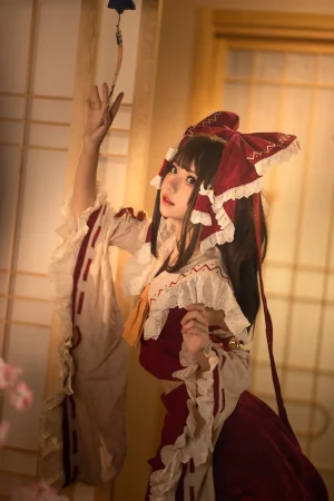 花柒Hana《森森仙灵梦》主题写真：12张全套美图