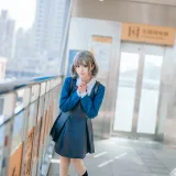 花柒Hana《唐可可校服》主题写真：15张全套美图