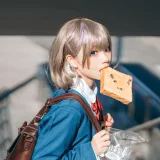 花柒Hana《唐可可校服》主题写真：15张全套美图