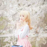 花柒Hana《宫园熏粉裙》主题写真：9张全套美图