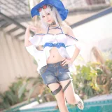花柒Hana《斯卡蒂泳装》主题写真：17张全套美图