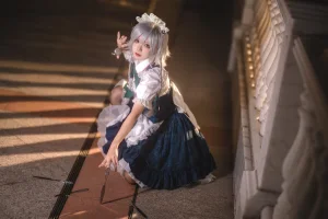 花柒Hana《星雨咲夜女仆》主题写真：9张全套美图