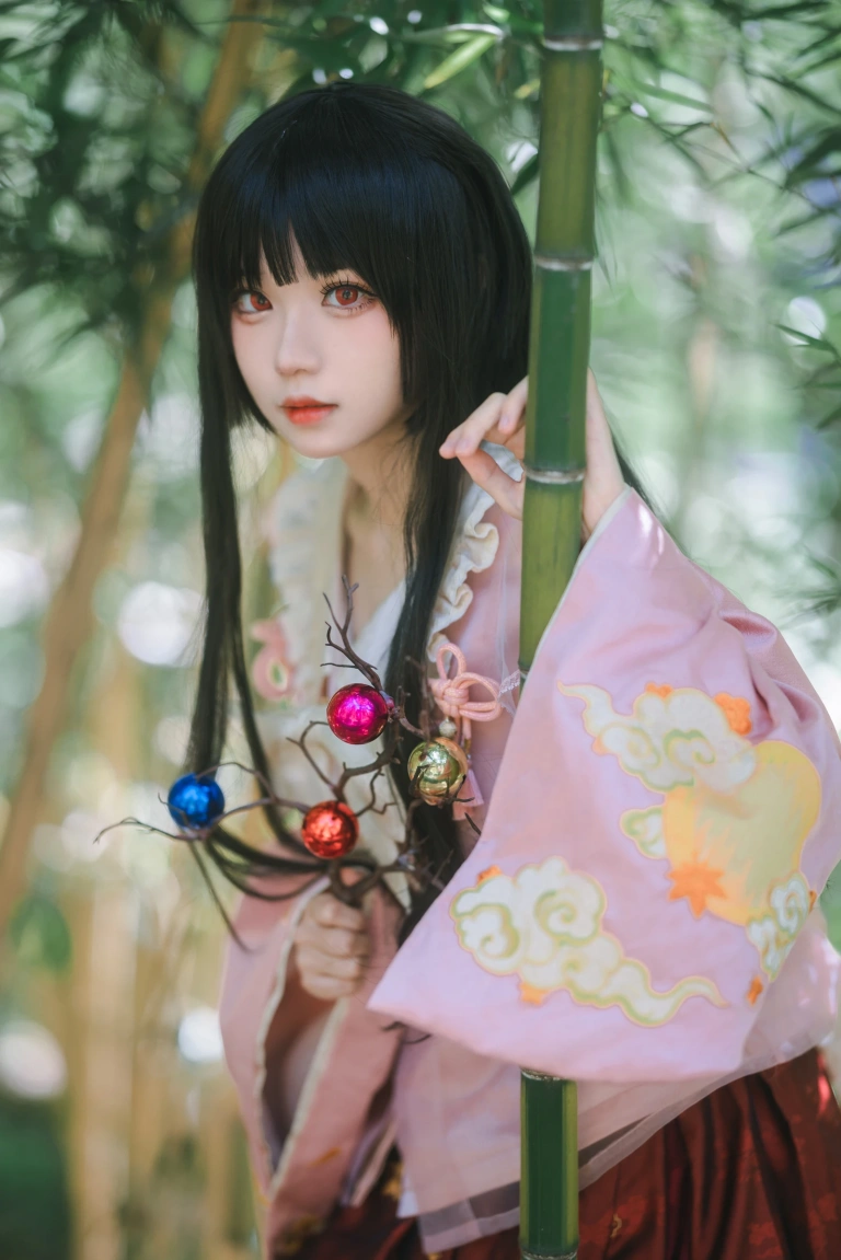 花柒Hana《蓬莱山辉夜》主题写真：11张全套美图