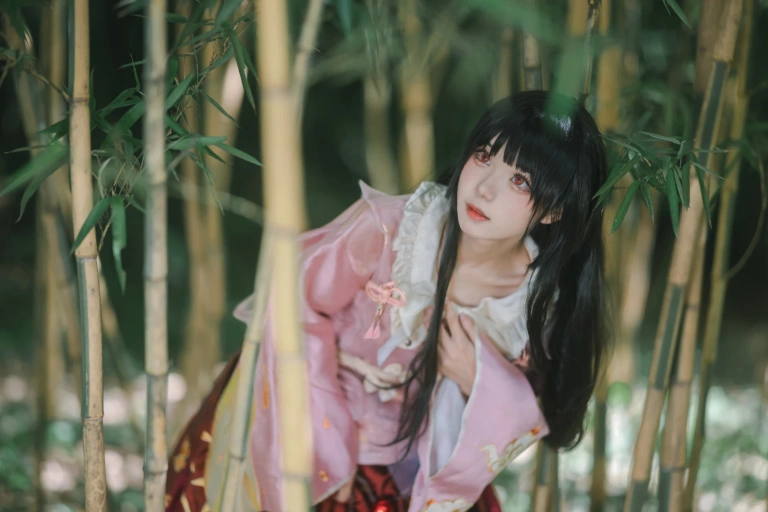 花柒Hana《蓬莱山辉夜》主题写真：11张全套美图