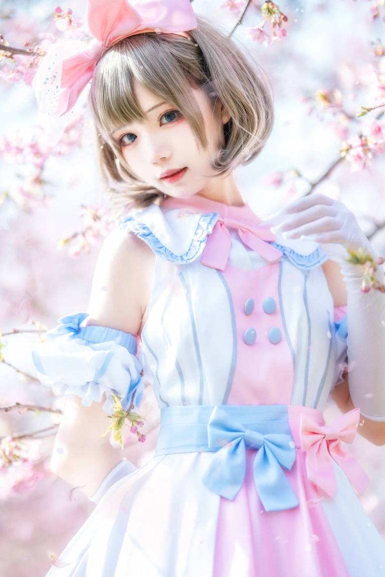 花柒Hana《唐可可打歌服》主题写真：9张全套美图