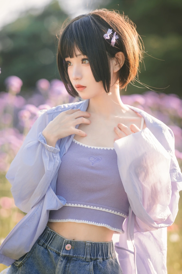 花柒Hana《马鞭草》主题写真：15张全套美图