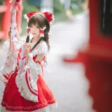 花柒Hana《森森仙短款灵梦》主题写真：15张全套美图