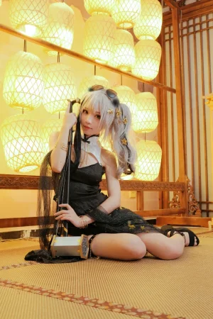 花柒Hana《食铁兽音律联觉》主题写真：22张全套美图
