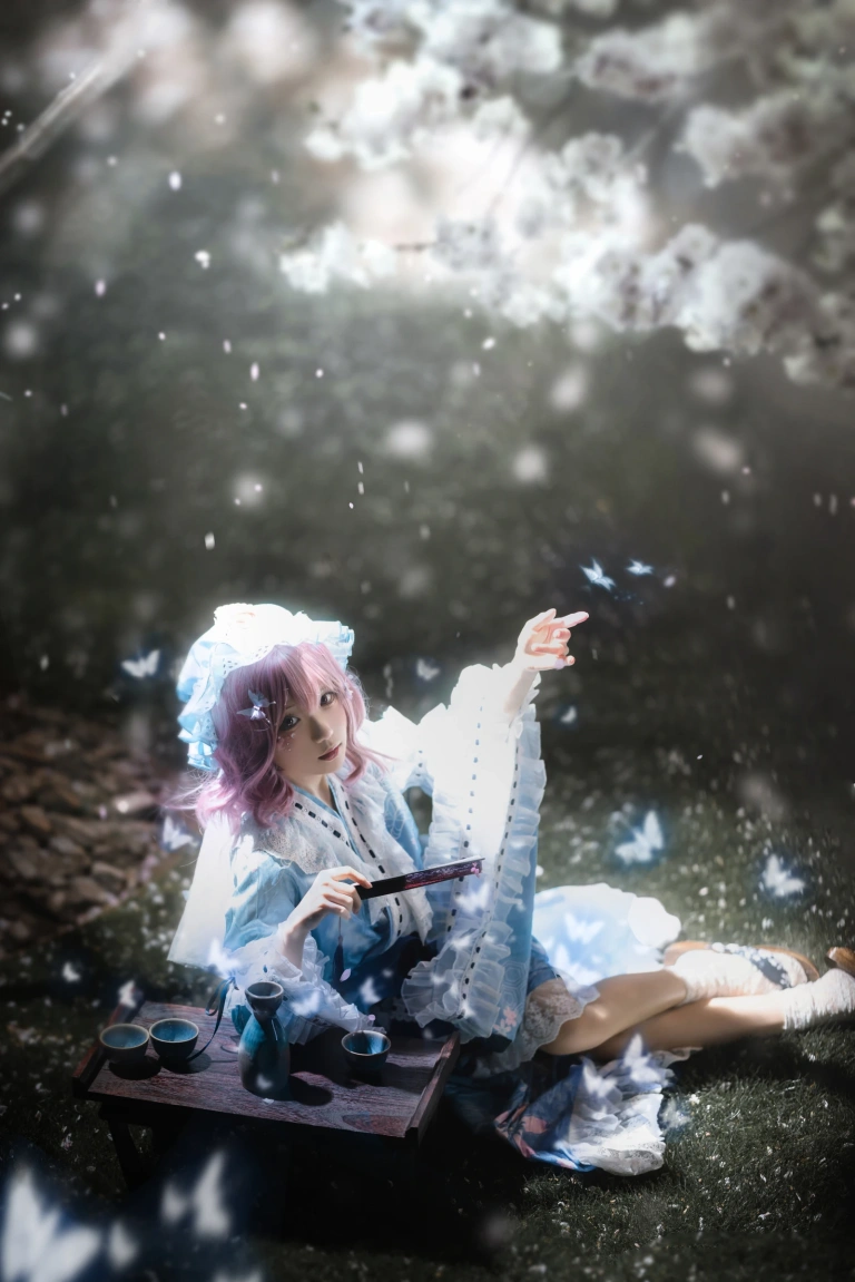 花柒Hana《星雨幽幽子》主题写真：9张全套美图