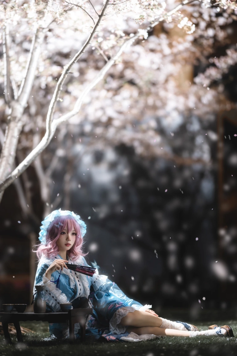 花柒Hana《星雨幽幽子》主题写真：9张全套美图