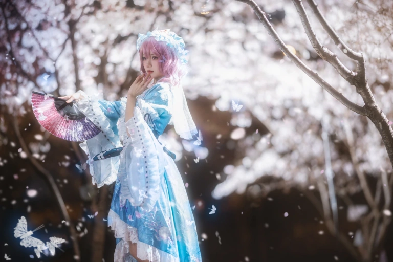 花柒Hana《星雨幽幽子》主题写真：9张全套美图