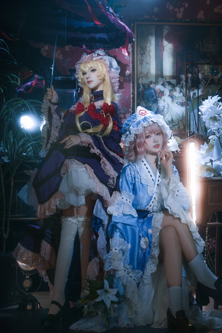 花柒Hana&肃雨雨雨《八云紫+西行寺幽幽子》主题写真：16张全套美图
